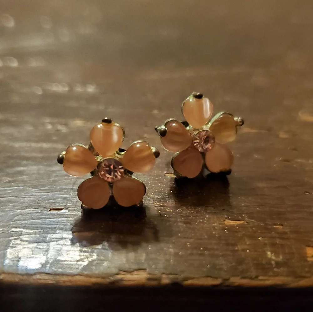 Two-tone pink flower gemstone butterfly back stud earrings